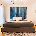 New Amsterdam St Condo Parque Mexico 5-Min Walk